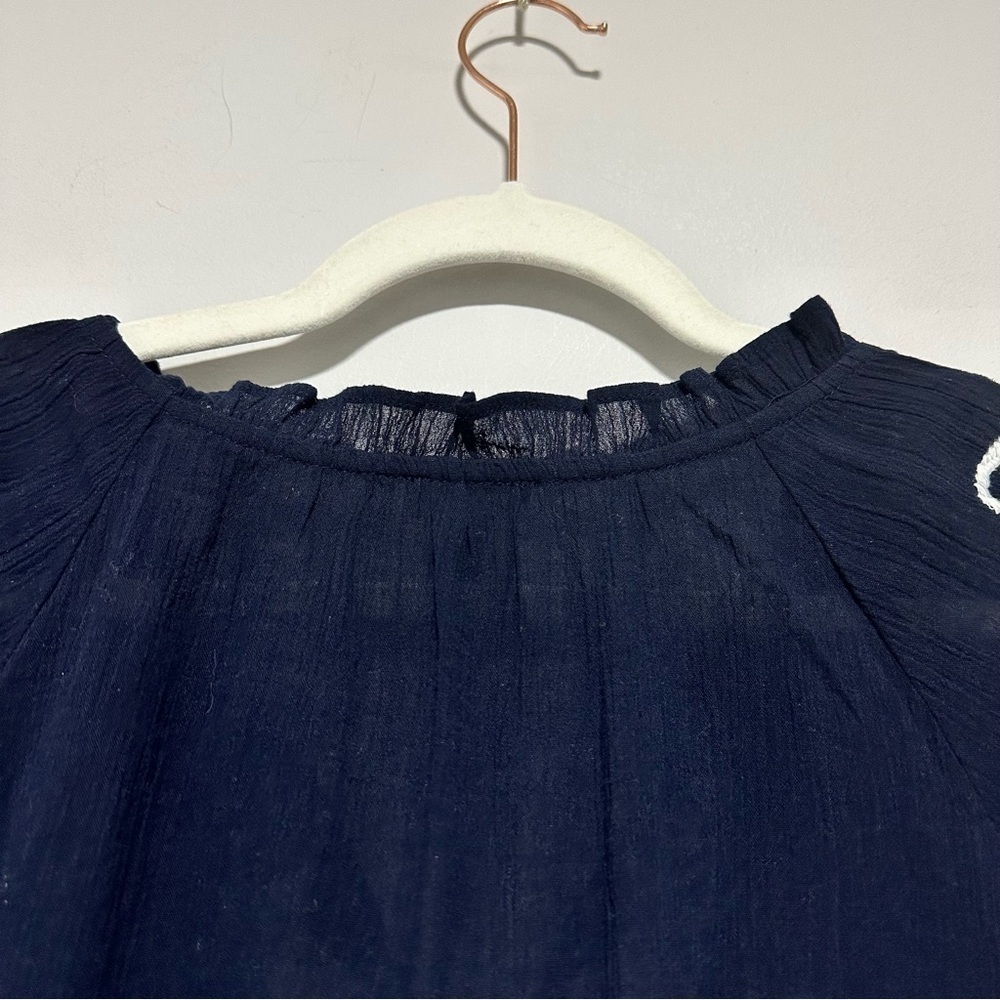 Talbots Embroidered Gauze Ruffle Neck Navy Top Size M - Picture 4 of 9